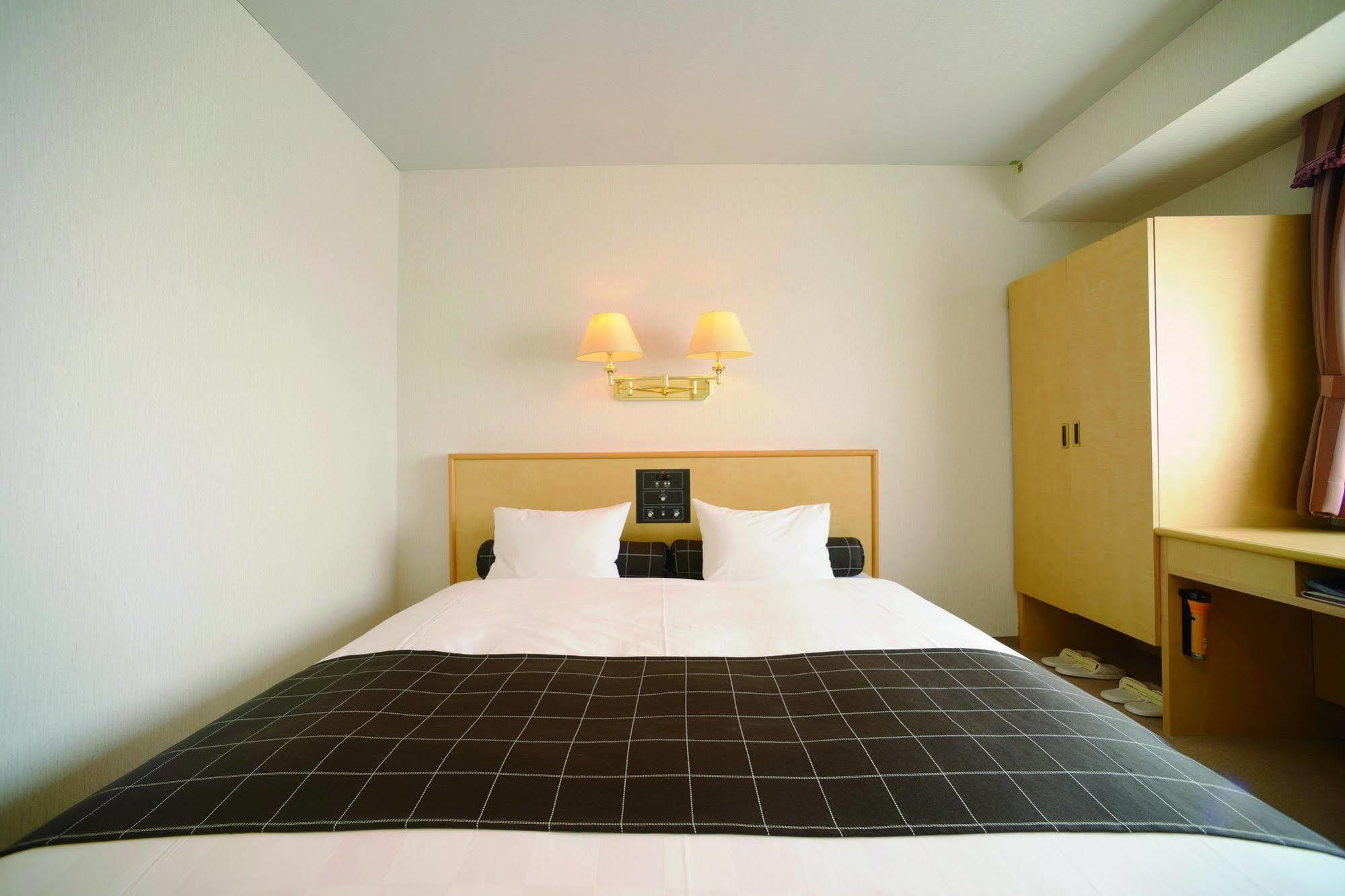 Yamagata Kokusai Hotel Buitenkant foto