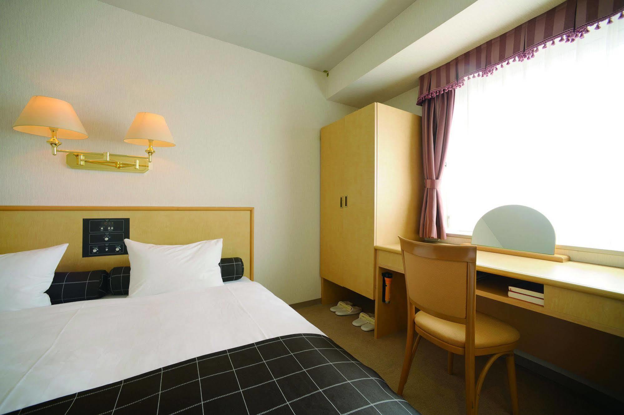 Yamagata Kokusai Hotel Buitenkant foto
